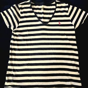 Large women's Polo Ralph Lauren V-neck Pony logo classic fit tee